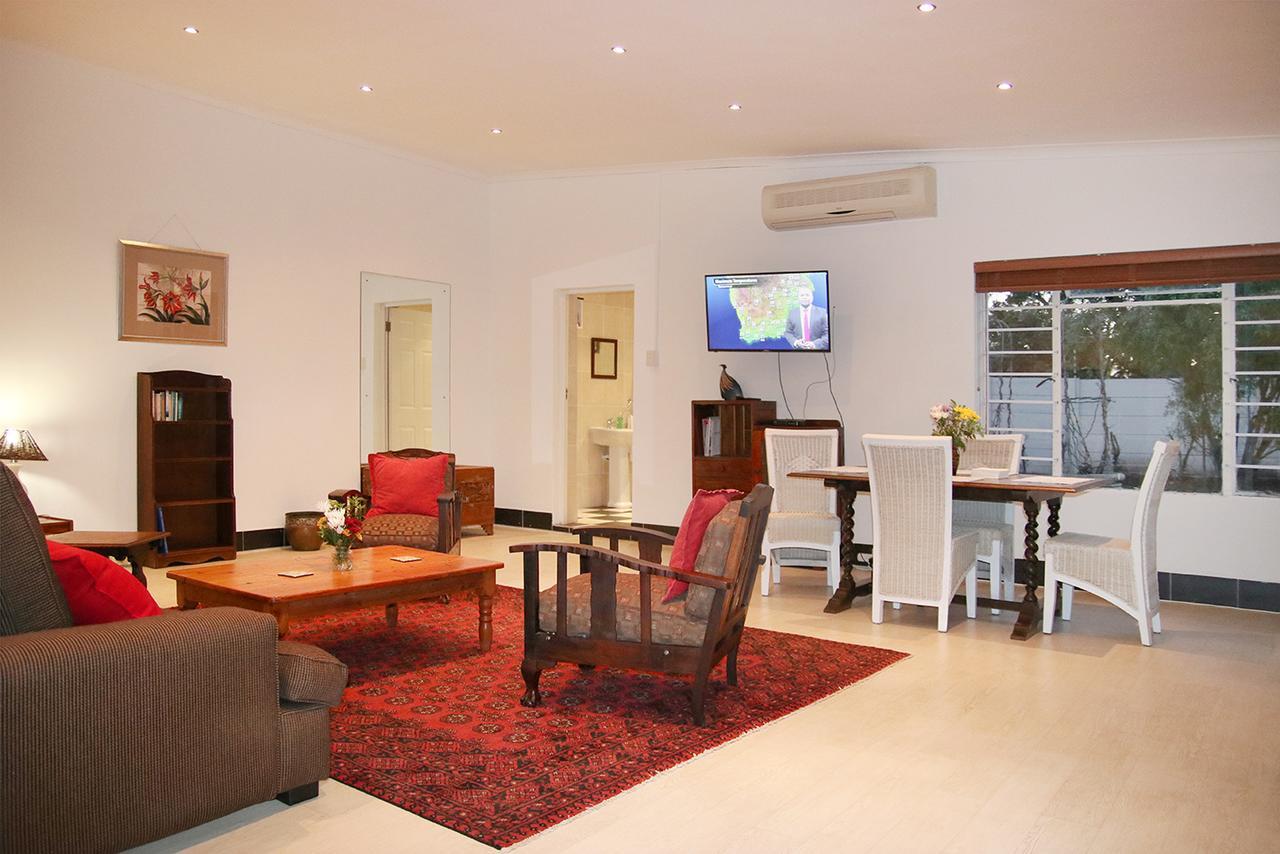 Spacious Garden Unit On Fordyce Port Elizabeth Exteriör bild
