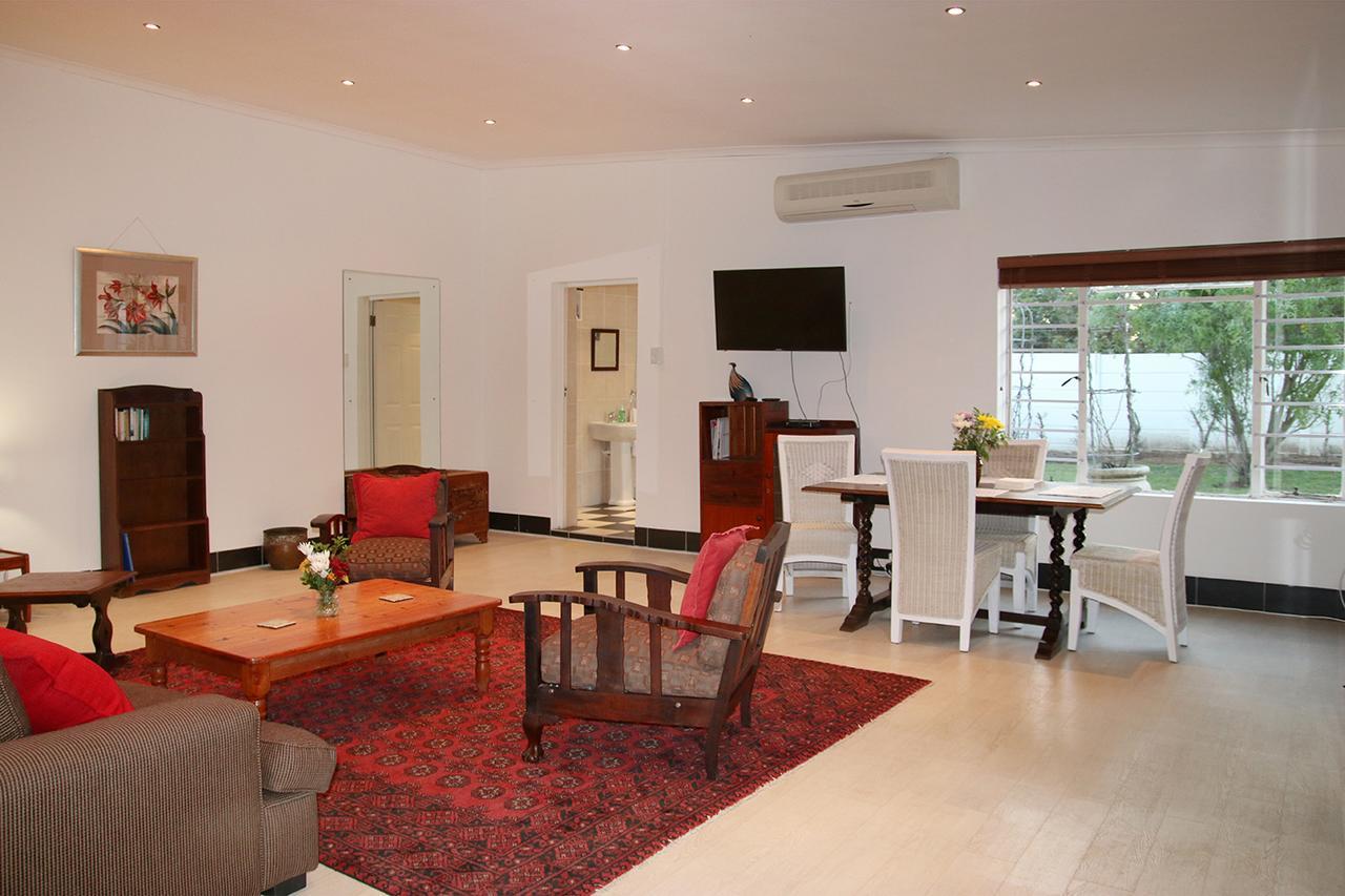 Spacious Garden Unit On Fordyce Port Elizabeth Exteriör bild